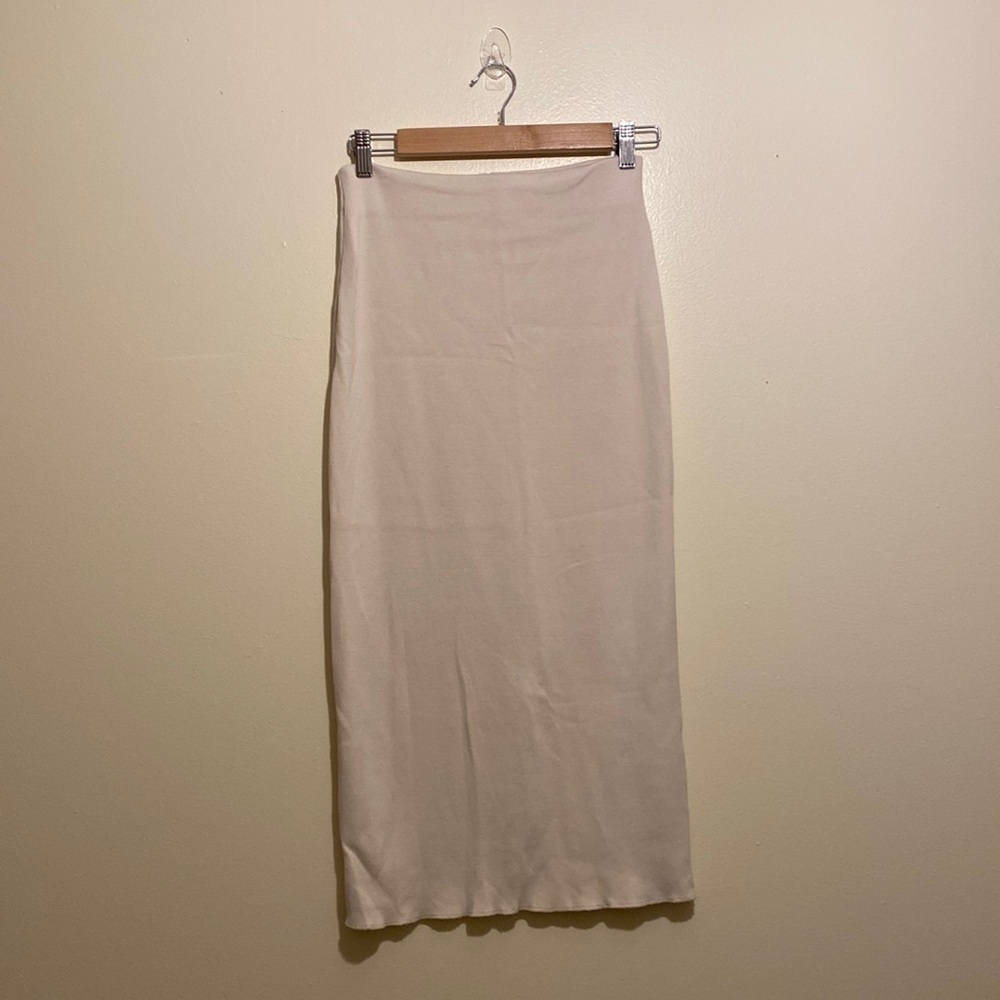 Zara cotton pencil style dream knit skirt . Size M .Style 5644/310/712